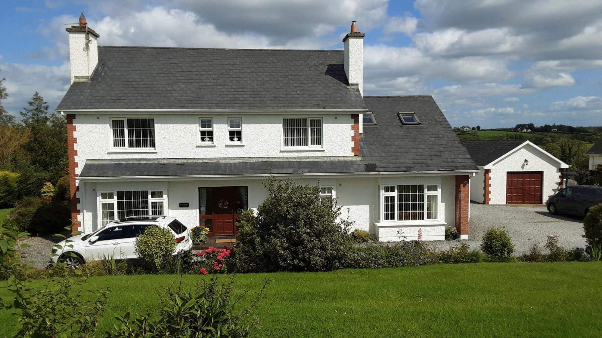 Hawthorn Lodge Belturbet Exterior foto